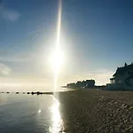 Strandbude 33 *