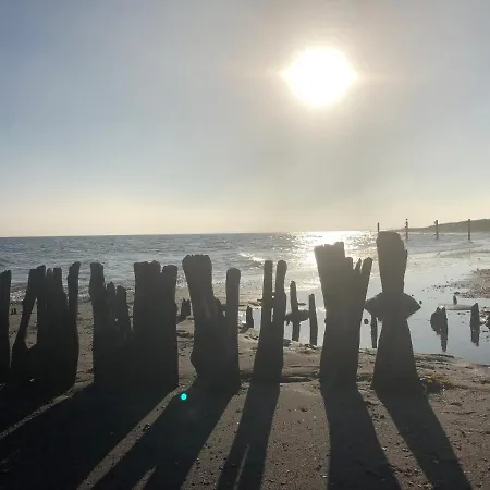 Strandbude 33 *